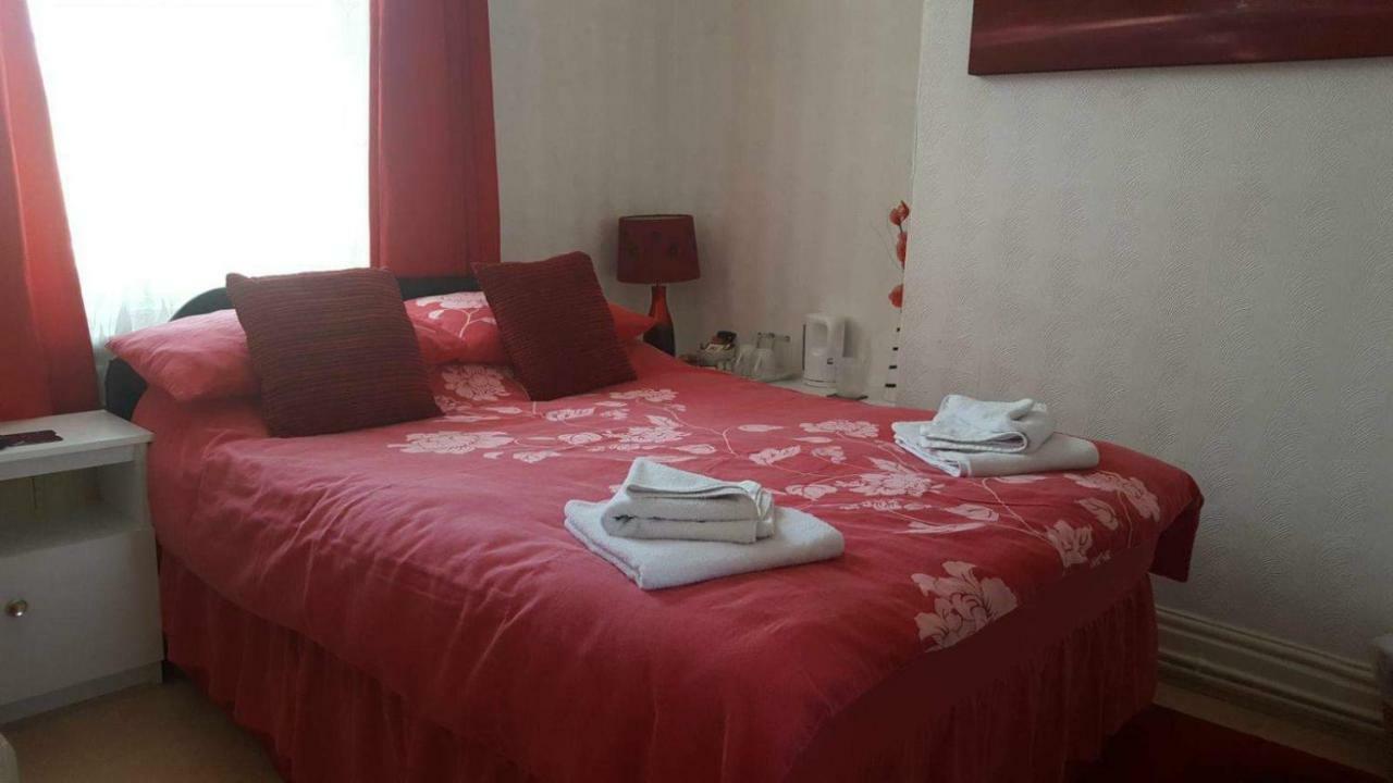 Hallam Guest House Scarborough Buitenkant foto